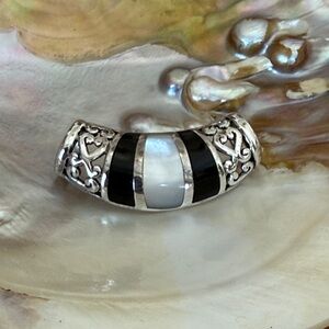 Mother of pearl & onyx SS slider